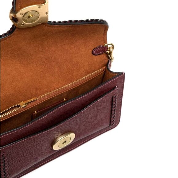 Coach
Tabby logo-plaque clutch bag - Picture 5 of 11